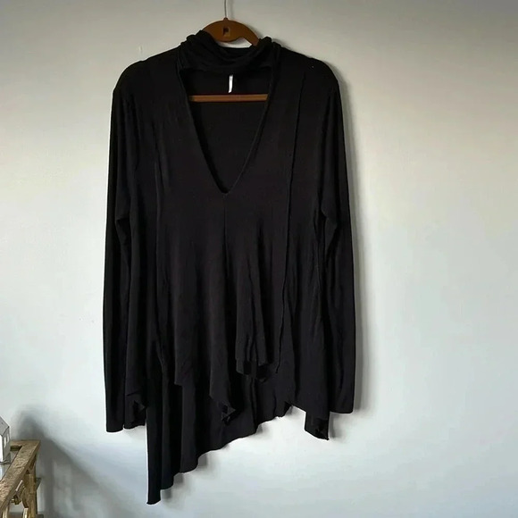 Free People | black cutout  flowy tunic - Picture 1 of 4